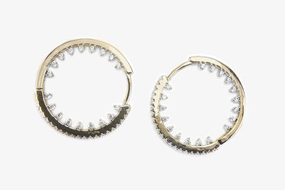 Silver Sparkling Hoop Earrings – Modern Geometric Design