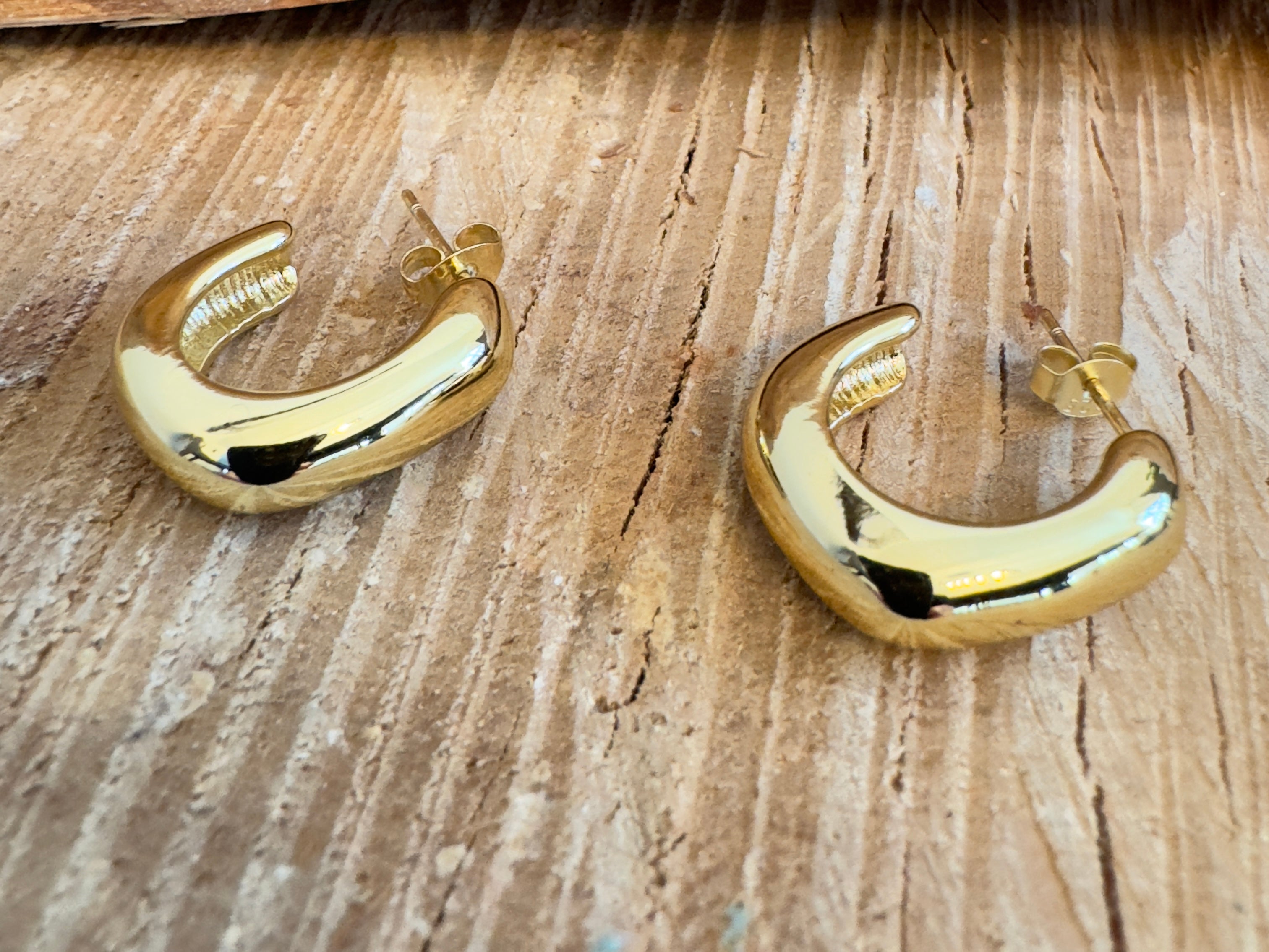 Shape Shift Open Square Hoops