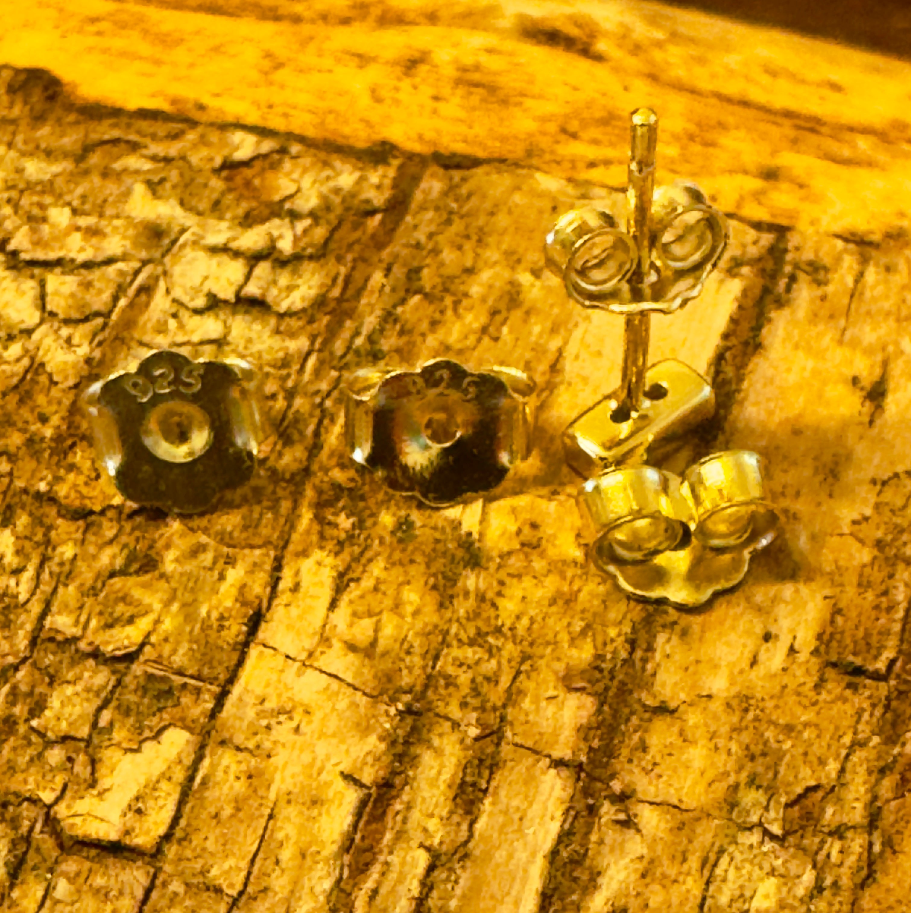 Tiny Studs Zirconia