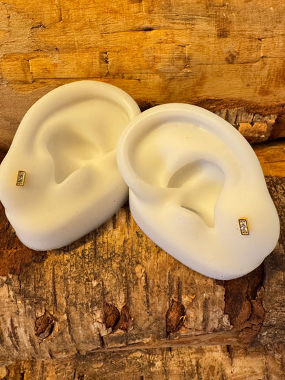 Tiny Studs Zirconia