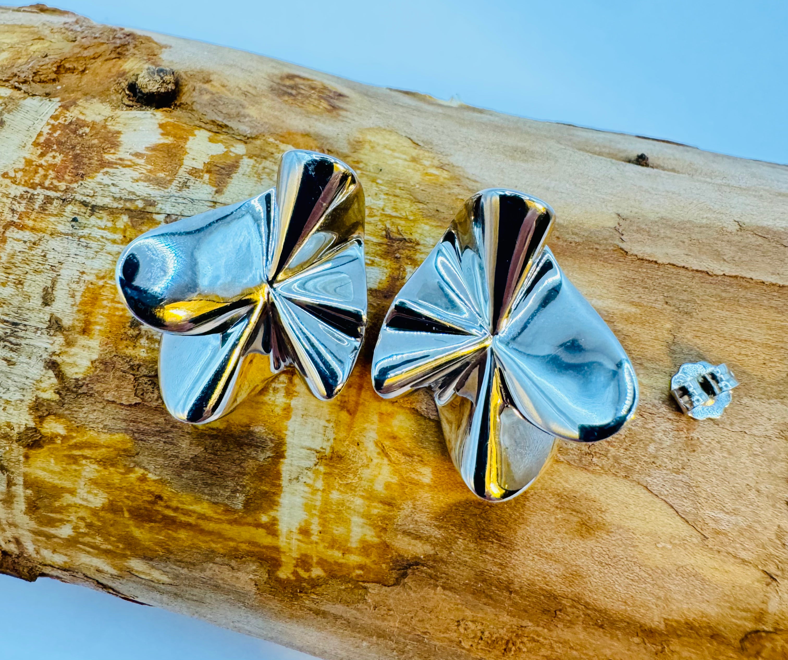 Sculptural Irregular Shape Stud Earrings