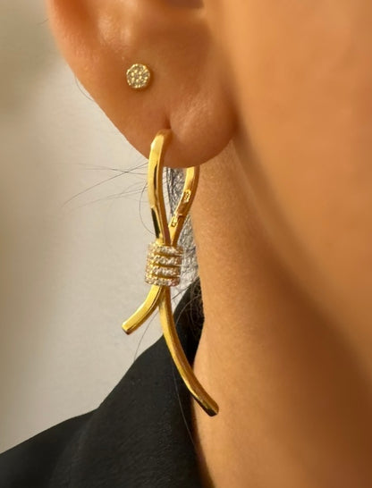 Elegant Knot Drop Earrings