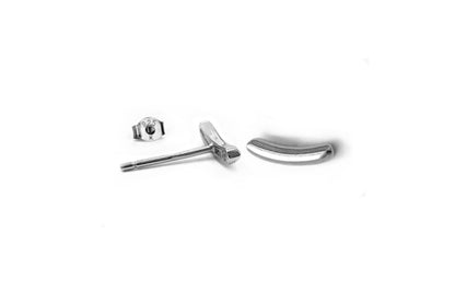 Minimal Curve Stud Earrings